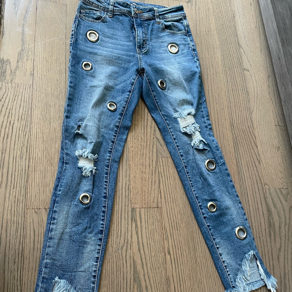 Cute Jeans with design.